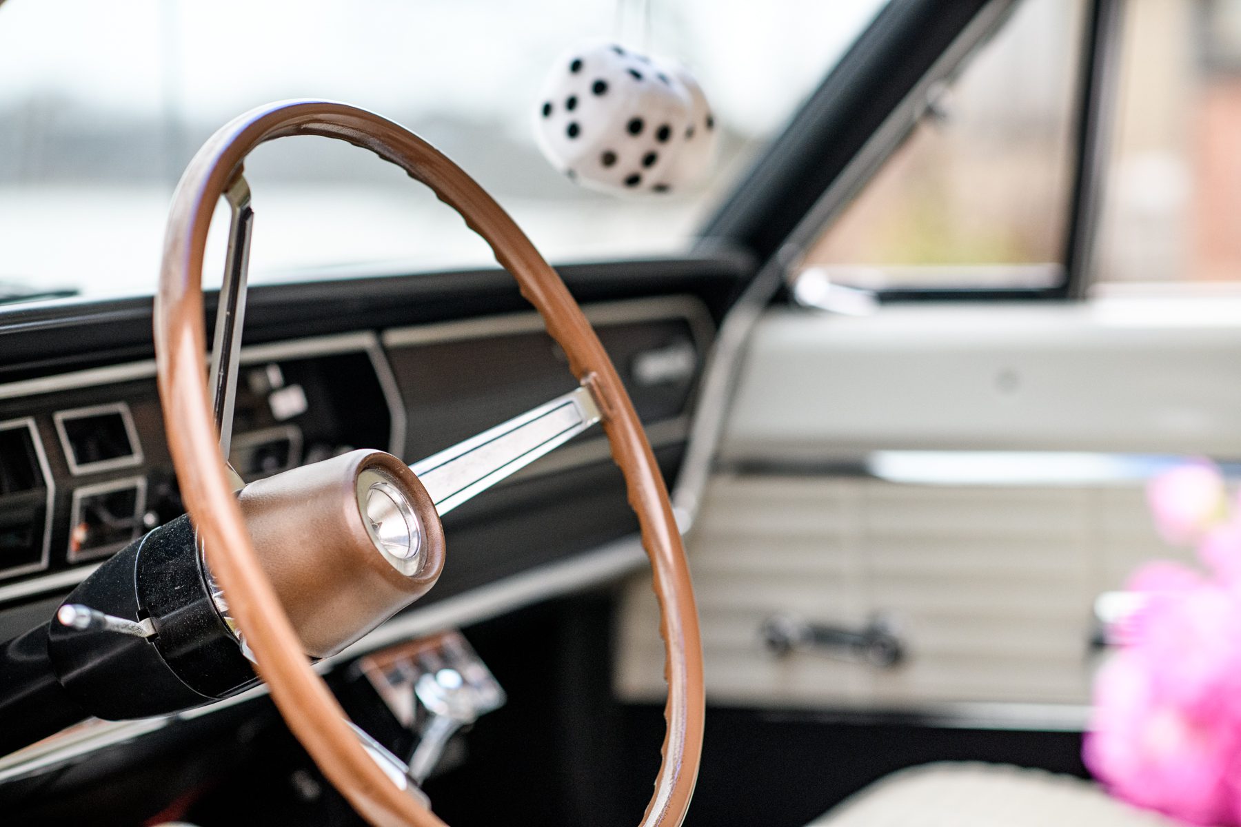 Steering wheel of car
